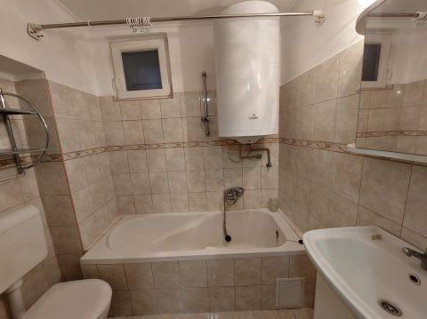 Eladó Ház 6500 Baja , Belváros