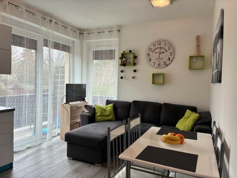 Eladó Lakás 8621 Zamárdi , ZAMÁRDI, Kiváló állapotú, ekélyes, 1+1 szobás, 32m2-es lakás