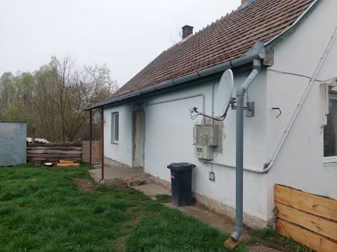 Eladó Ház 7525 Jákó *** óvodával szemben, 70 Nm-es, teljeskörűen felújított ház