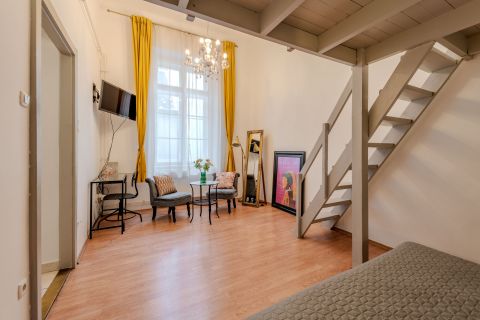 Eladó Lakás 1051 Budapest 5. kerület AIRBNB lakás az Arany János utcában