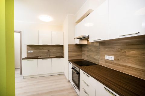 Eladó Lakás 1139 Budapest 13. kerület Eladó 76 nm-es lakás Angyalföldön