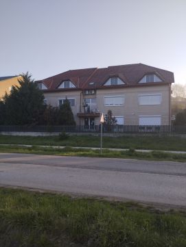 Eladó Lakás 2800 Tatabánya 