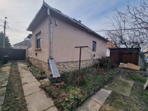 Eladó Ház 8500 Pápa 8500 Pápa, Belváros