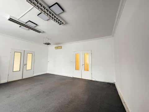 Eladó Üzlethelyiség 1063 Budapest 6. kerület , Lehetőségek lehetősége a VI. Kerületben