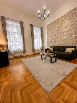 Eladó Lakás 1064 Budapest 6. kerület , Andrássy út közelében - szép lakás, elérhető áron