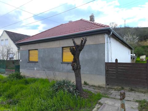 Eladó Ház 7712 Dunaszekcső 