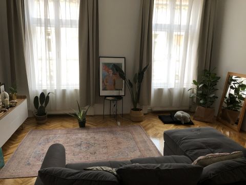 Eladó Lakás 1065 Budapest 6. kerület 