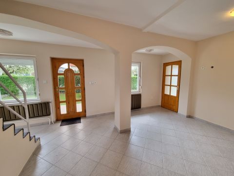 Eladó Ház 2483 Gárdony Csendes utcában!