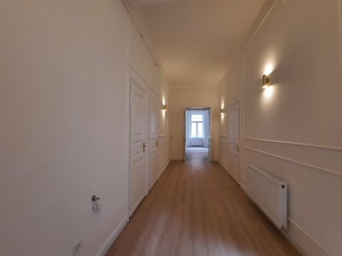 Eladó Lakás 1071 Budapest 7. kerület 