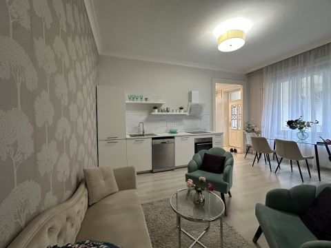 Eladó Lakás 1093 Budapest 9. kerület , DESIGN LAKÁS A LÓNYAIBÓL