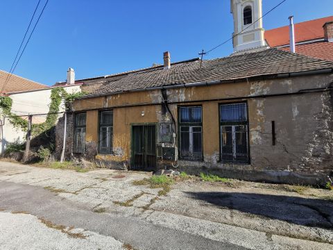 Eladó Telek 2890 Tata 