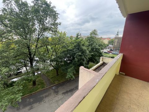 Eladó Lakás 9700 Szombathely , kilátással a víztoronyra