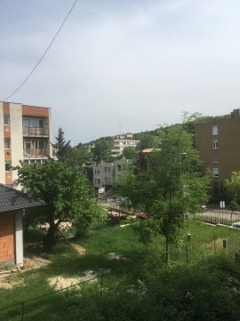 Eladó Lakás 1025 Budapest 2. kerület  Felújítandó,2 szobás,erkélyes lakás a Zöldlomb utcában!