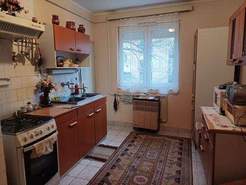 Eladó Lakás 8200 Veszprém 