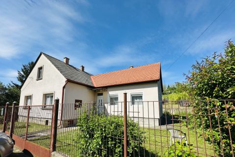 Eladó Ház 2524 Nagysáp , Granárium