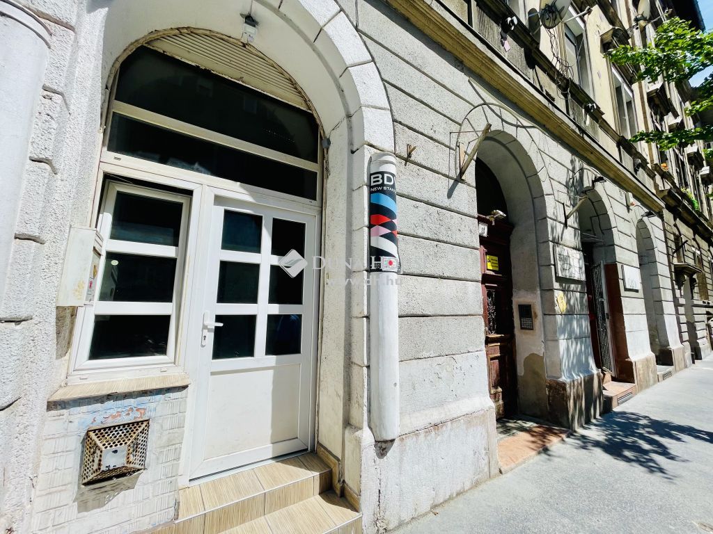 1078 Budapest 7. kerület , Felújított ingatlan a belváros szívében — 1/9