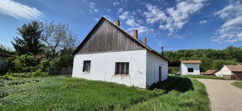 Eladó Ház 4066 Tiszacsege 