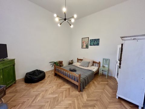 Kiadó Lakás 1063 Budapest 6. kerület 