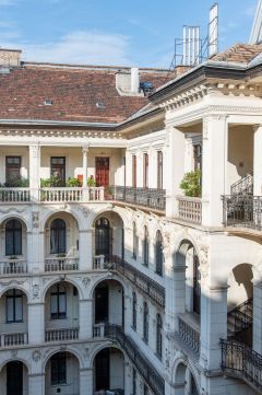 Eladó Lakás 1065 Budapest 6. kerület Hajós utca