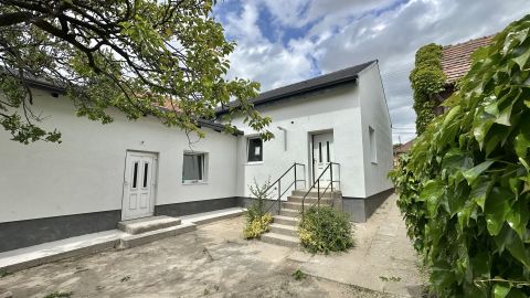 Eladó Ház 1188 Budapest 18. kerület 