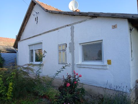 Eladó Ház 6612 Nagytőke Nagytőke központ