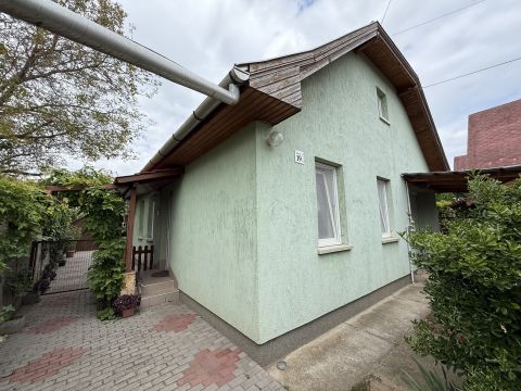 Eladó Ház 2112 Veresegyház 