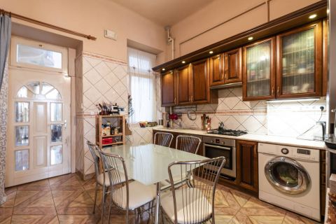 Eladó Lakás 1086 Budapest 8. kerület 