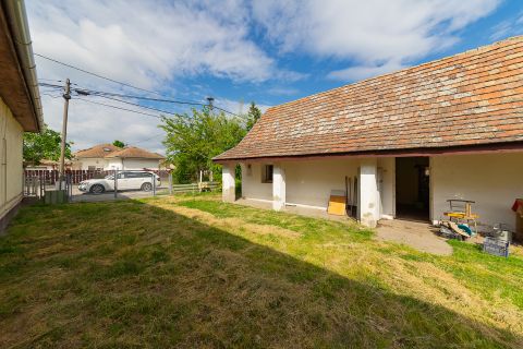 Eladó Ház 2347 Bugyi 