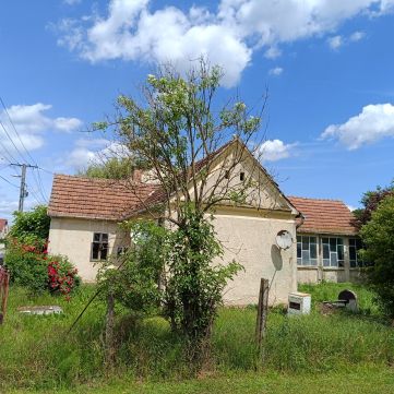 Eladó Ház 8882 Eszteregnye 