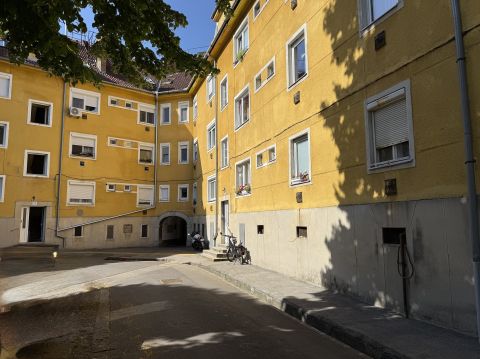 Eladó Lakás 7623 Pécs 