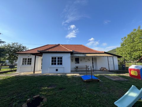 Eladó Ház 3063 Jobbágyi 