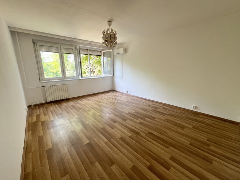 Eladó Lakás 1214 Budapest 21. kerület Azonnal költözhető, első emeleti garzon Csillagtelepen