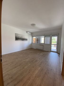 Kiadó Lakás 7626 Pécs 