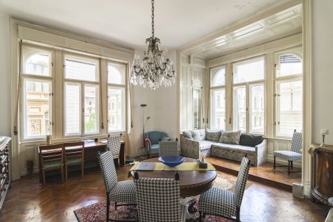 Eladó Lakás 1054 Budapest 5. kerület 
