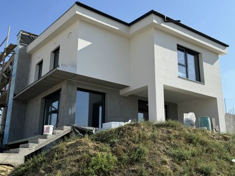 Eladó Ház 2119 Pécel , Új lakópark, Új ikerházfél, 2025 átadás! 