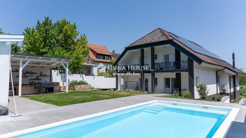 8230 Balatonfüred — 1/25