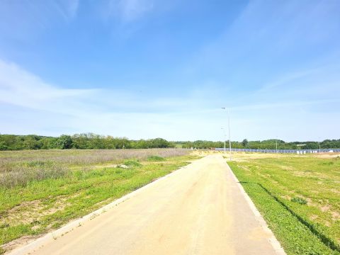 Eladó Telek 2100 Gödöllő , Összközműves ipari telkek