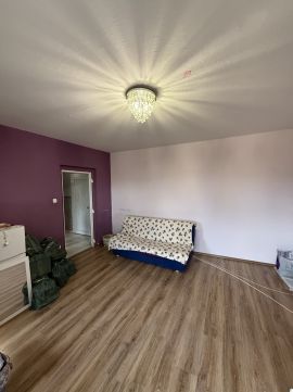Eladó Lakás 8200 Veszprém Veszprém