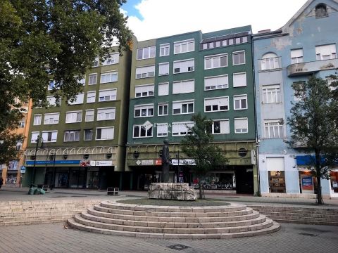 Eladó Lakás 1102 Budapest 10. kerület , Liget téren, 1. em., 57 nm-es, 2 szobás, tehermentes lakás