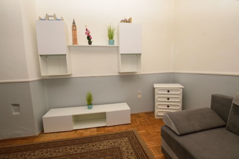 Eladó Lakás 3200 Gyöngyös Pesti út 