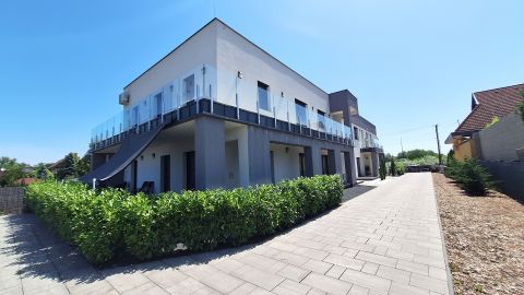 Eladó Lakás 2367 Újhartyán , Azonnal költözhető, új építésű lakás!!