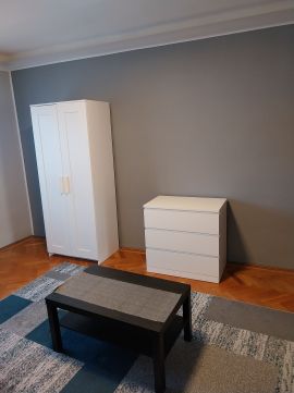 Kiadó Lakás 7623 Pécs Egyetemvárosban, csendes helyen