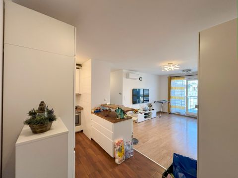 Eladó Lakás 1134 Budapest 13. kerület 3 háló, nagy terasz, autóbeálló