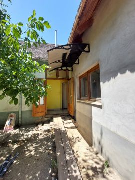 Eladó Ház 6500 Baja Kiscsávoly