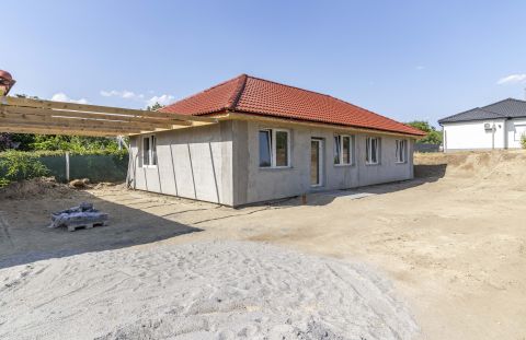 Eladó Ház 8000 Székesfehérvár 