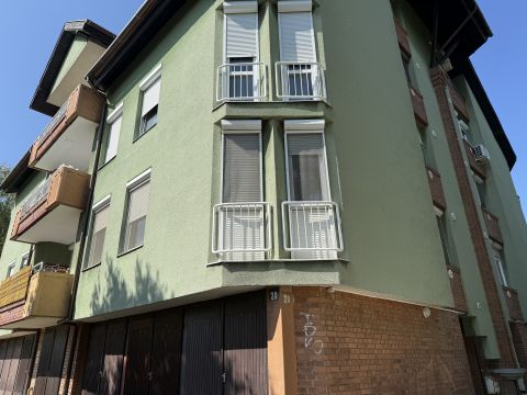 Eladó Lakás 7636 Pécs 
