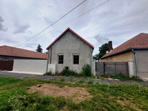 Eladó Ház 9345 Páli , Páli településen eladó 2 szobás családi ház