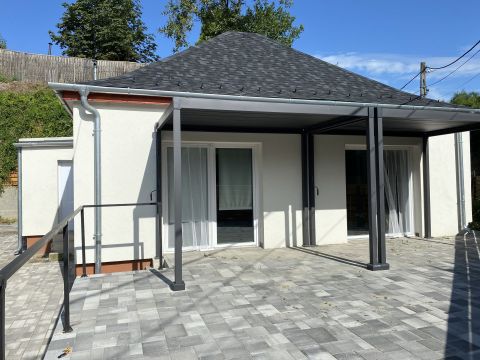 Eladó Ház 2400 Dunaújváros 