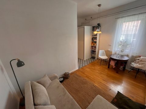 Eladó Lakás 1029 Budapest 2. kerület Zsíroshegyi út