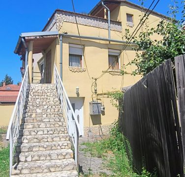 Eladó Ház 5000 Szolnok , 5000 Szolnok, Belváros közeli